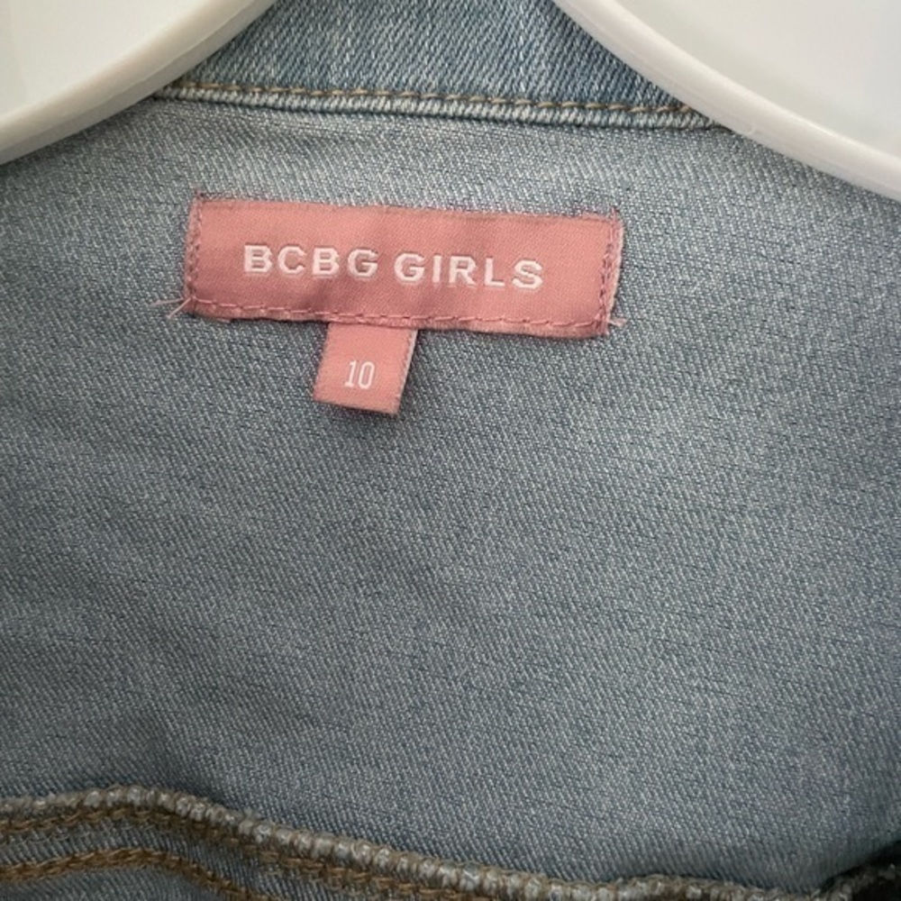 BCBG GIRL  size 10  jeans jacket & coat blue used like new cropper - Picture 2 of 3